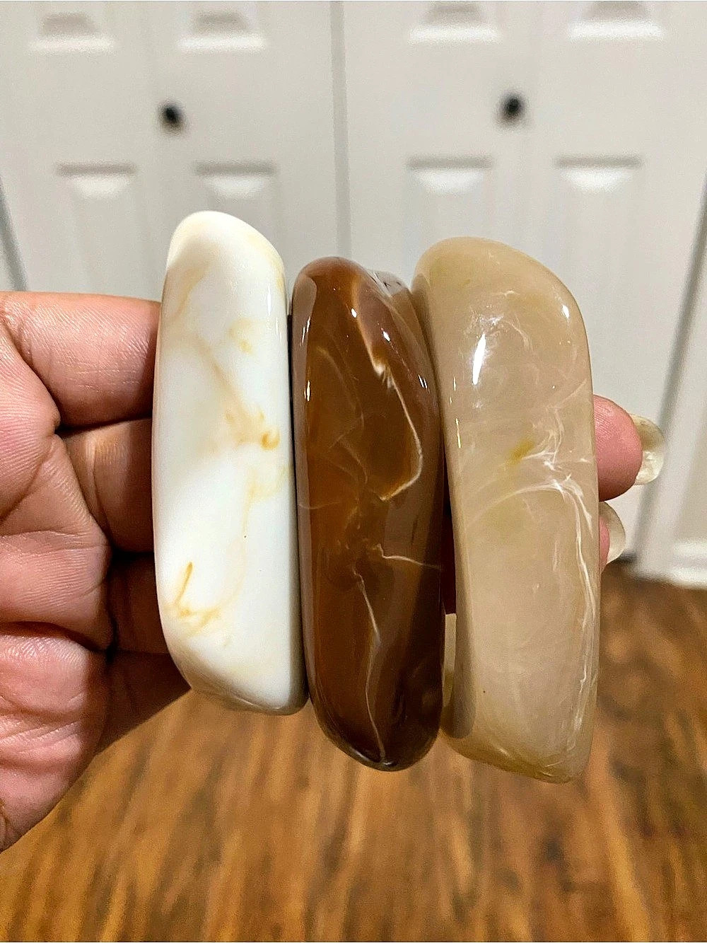 Set of 3 Marbled Acrylic Bangles in Brown & Cream